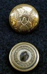 Beautiful Non Dug AY74 U.S. Civil War Artilleryman's Coat Button