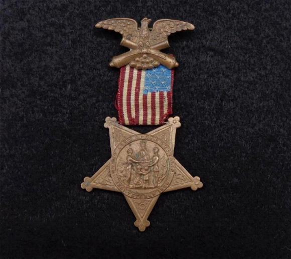 Fine All Original G.A.R. or Grand Army of the Republic Member Badge