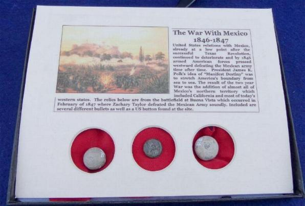 Nice Display of 1847 Mexican War Relics & Earlier Buttons