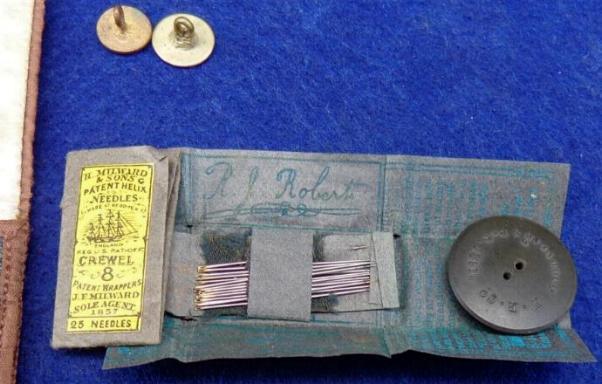 Fine Original Civil War Period Soldier's Housewife or Sewing Kit