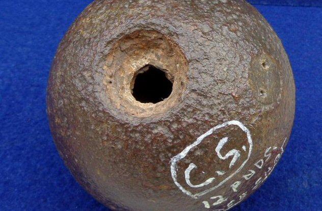 12 Pnd Confederate Sideloader Artillery Shell w/Nice Iron & Well Defined Plug - Recovered Culpeper, Virginia. 