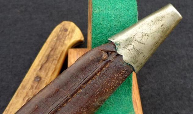 Nice Little Stag Handle Side or Hunting Knife Manufactured by Anton Winton, Jr. in Solingen ca. 1890s-1900s.