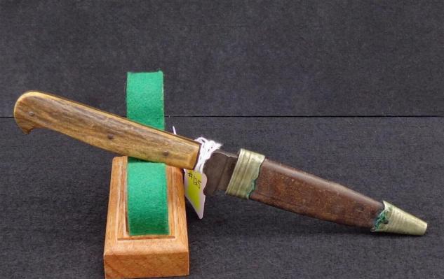 Nice Little Stag Handle Side or Hunting Knife Manufactured by Anton Winton, Jr. in Solingen ca. 1890s-1900s.