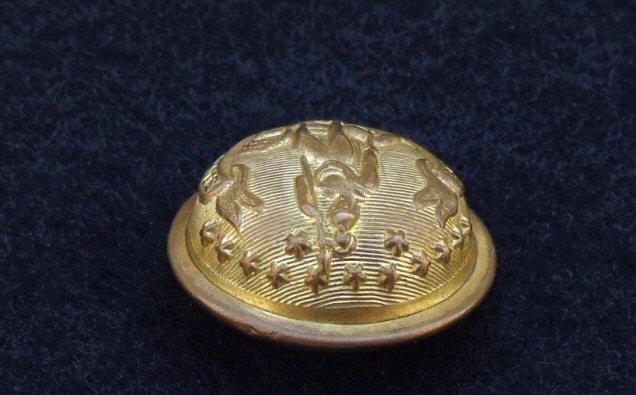 Very Fine Non Dug Civil War Period VA20 Virginia State Seal Staff Officer's Coat Button 