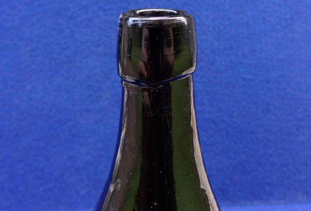 Nice Civil War or Pre-Civil War Period 3-Piece Mold Black Glass Ale Bottle