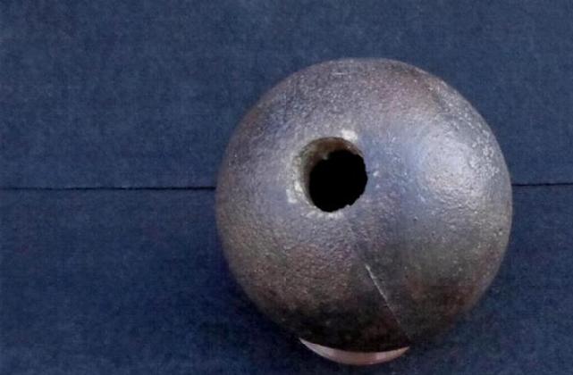  Super Slick Confederate, Wood Fuse Plug 12-Pounder Artillery Shell 