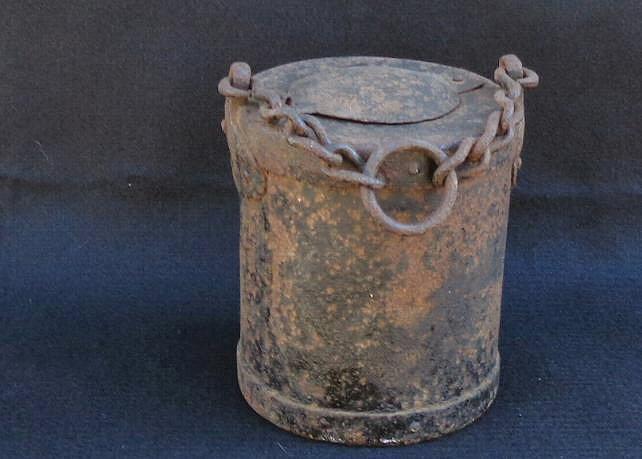 Nice "Relic Look" Civil War Artillery Bucket