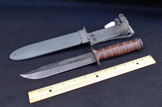 Excellent Ka-bar Style WWII USN MK2 Fighting Knife & Scabbard Made by Camillus