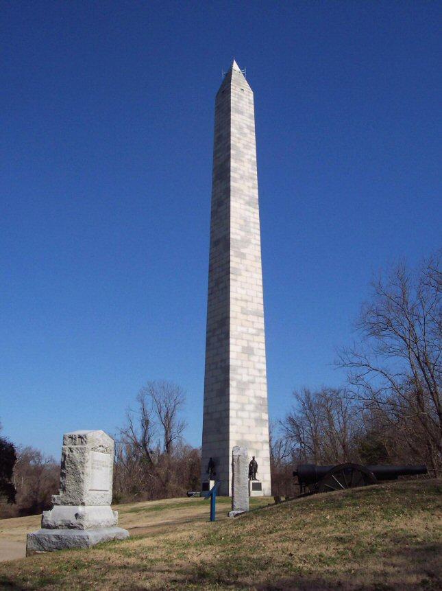 202 foot tall U.S. Navy Monument at Vicksburg National Park. 