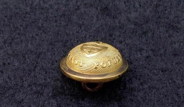 Fine Post War Arkansas State Seal Cuff Button 