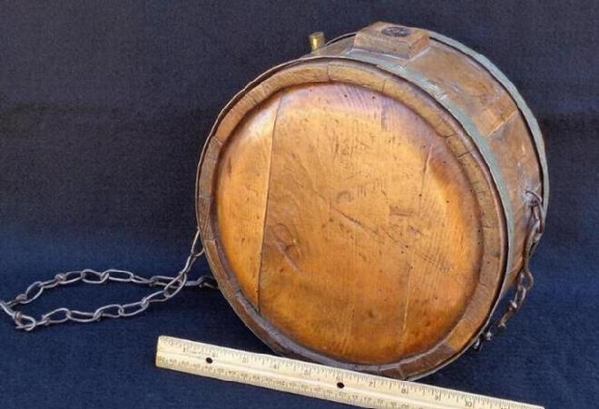 Large Ten Inch Diameter Mid-1800s Wood Drum Style Canteen 