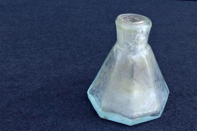 Fine Dug Civil War Period Aqua Umbrella Ink Bottle