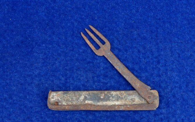 Nice Relic Condition Civil War Era Folding Fork w/Partial Hard Rubber Handle 