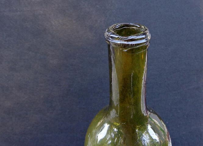 Crude but Beautiful Civil War Period Tall Wine Bottle 