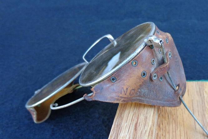 Fine Early Willson Aviator/Motorcycle/Automobile Goggles 