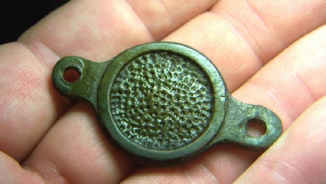 Unusual Cast Brass Cavalry Rosette with stippled background, and no device ! 