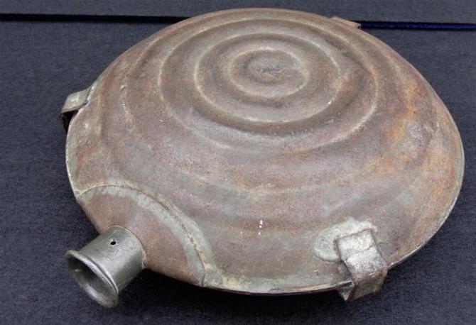 Fine U.S. Civil War Period "Bullseye Canteen" w/All 3 Straploops & Pewter Spout Intact 