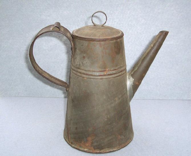 Excellent Small to Mid-Size Civil War Period Coffee Pot 