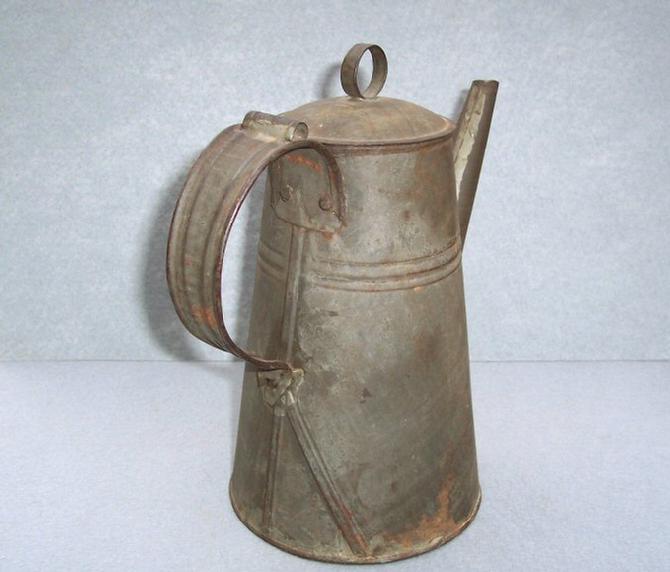 Excellent Small to Mid-Size Civil War Period Coffee Pot 