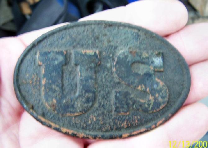 One of the best prizes in December, 2009, was this solid cast US Belt Plate ! This is the only authentic pattern of solid cast US, with the stippled background, and often associated with Ohio Troops ! 